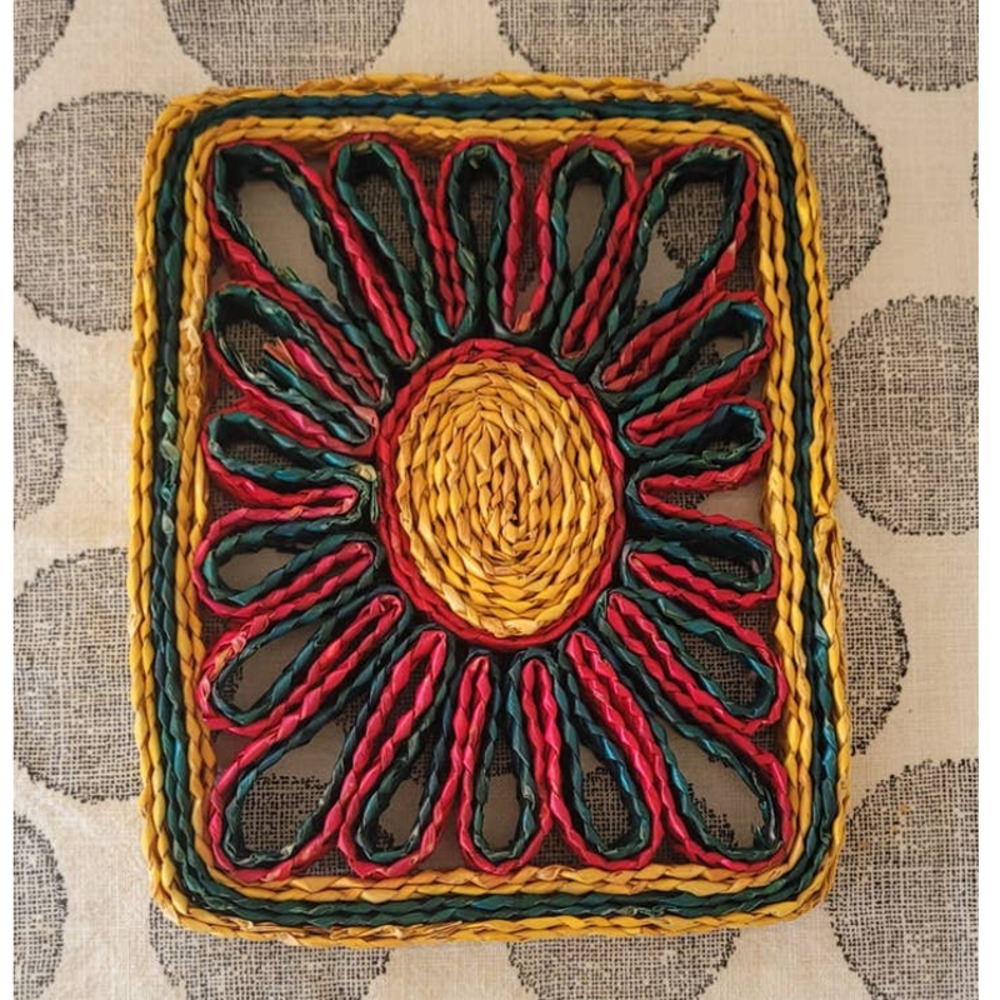 Vintage Wicker Rattan Colorful Trivet Hot Pad - Picture 1 of 4